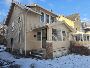 Building Photo - 1724 Cliffview Rd