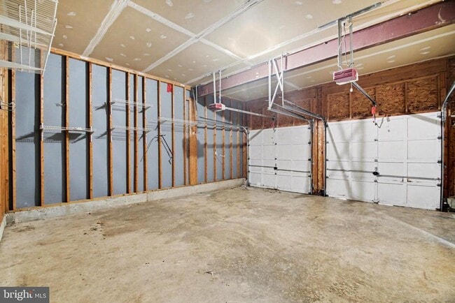 Building Photo - 9308 Paul Dr