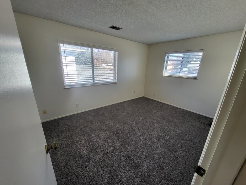 Bedroom #1 - 9849 Croke Dr