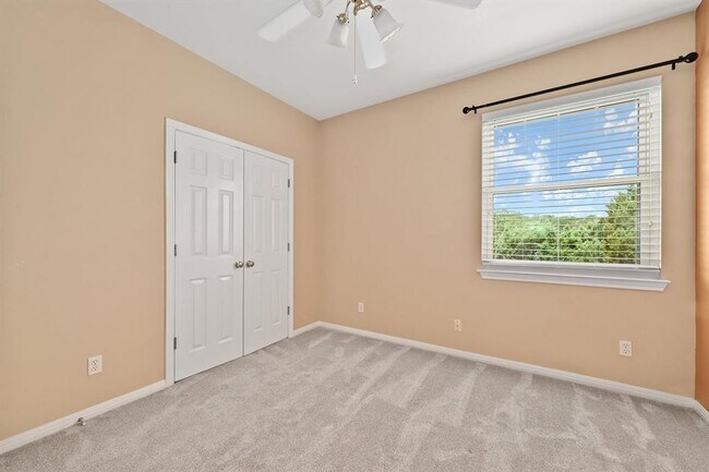 Building Photo - 14425 Evergreen Cove