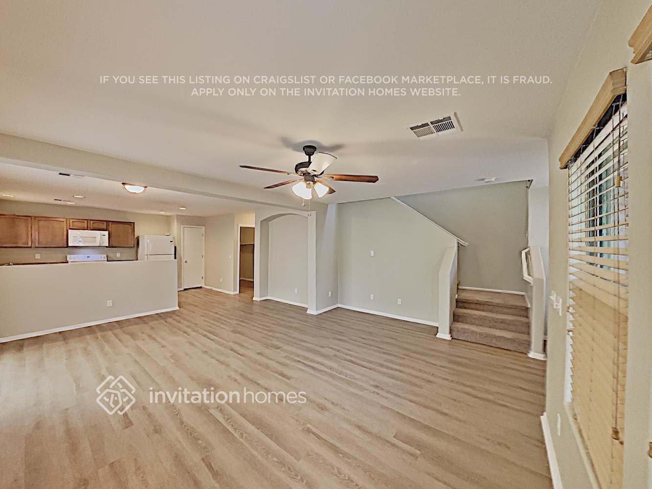 Building Photo - 944 S Sabino Dr