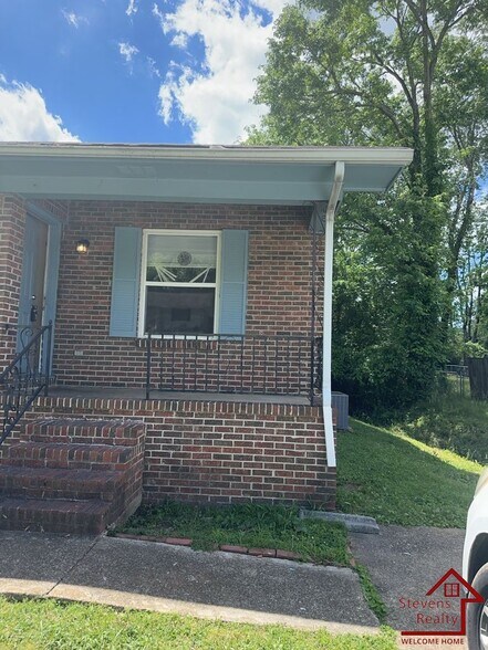 Building Photo - 4705 Metro Park Ln