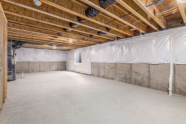 Building Photo - 109 Iris Ct