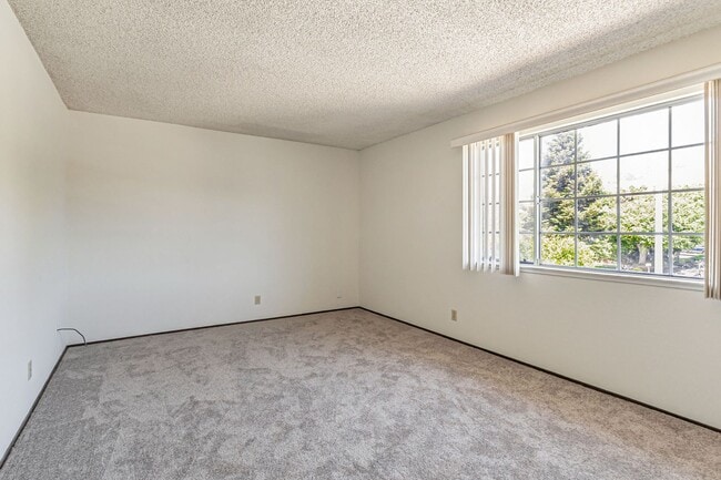 Building Photo - Spacious 4-Bedroom Home in Prime Milpitas