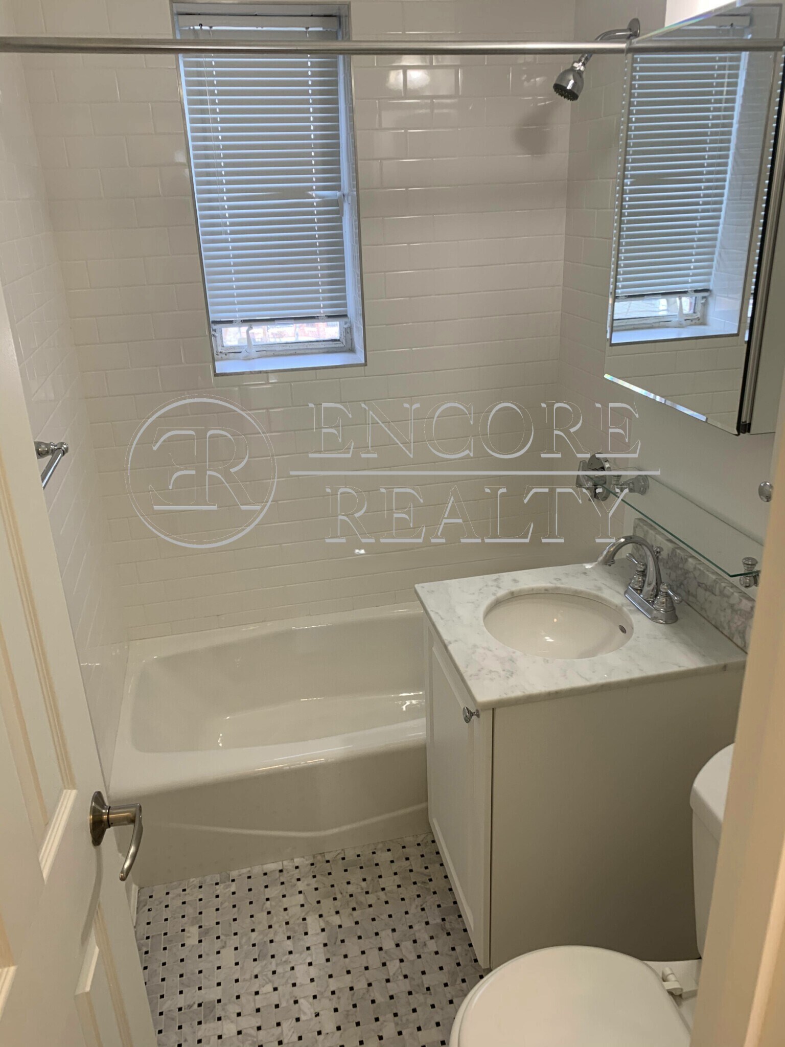 Building Photo - 153 Saint Paul St