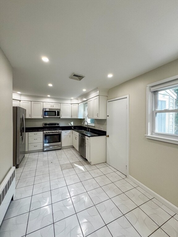 Building Photo - 92 Woodcliff Rd
