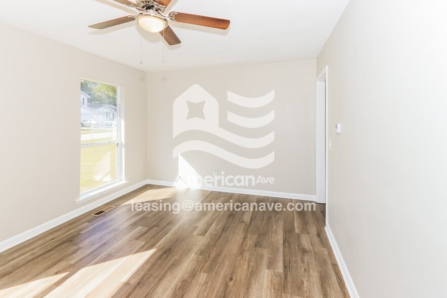 Building Photo - 113 Jacobs Ln