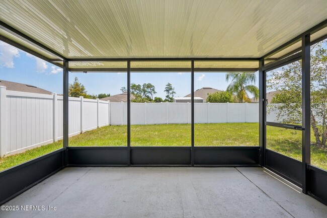 Building Photo - 633 Seville Pkwy