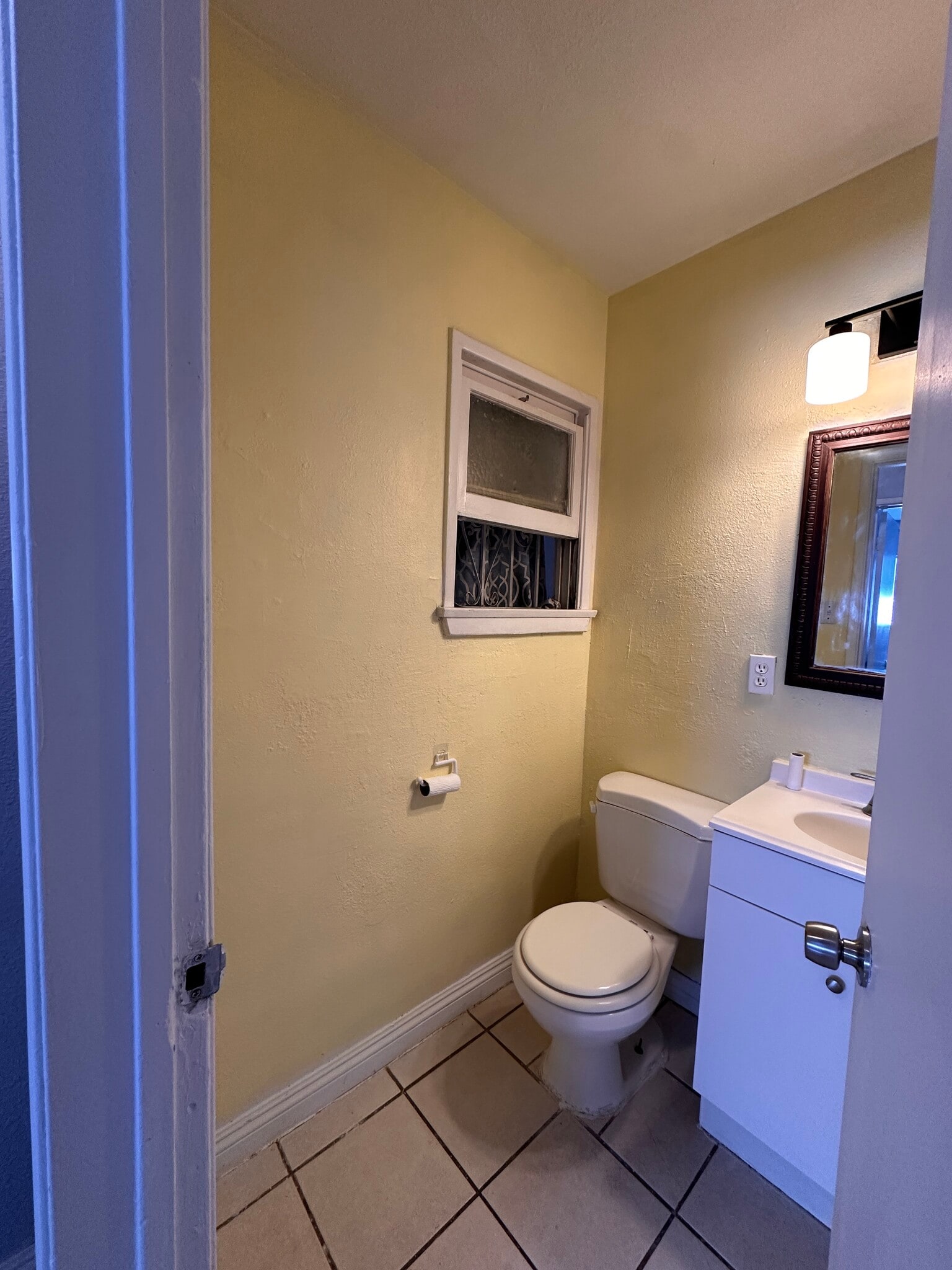 Building Photo - 3687 Pioneer Dr