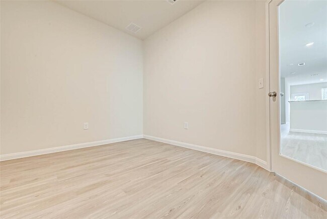 Building Photo - 16131 Kingfield Haven Dr