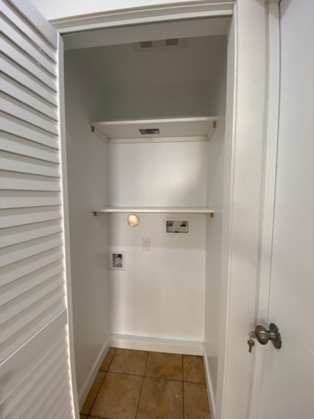 Building Photo - 19809 Blythe St