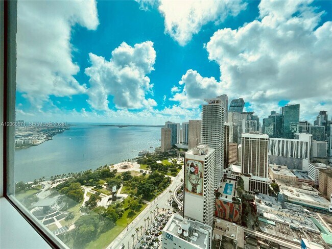 Building Photo - 244 Biscayne Blvd