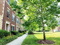 Building Photo - 342 White Ash Pl
