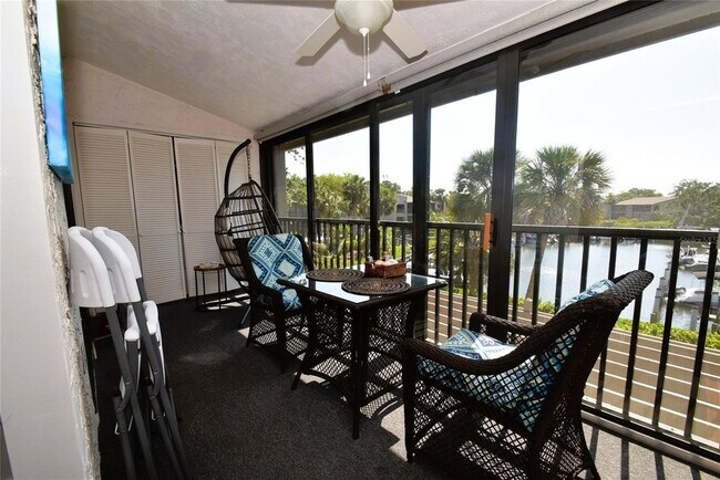 Building Photo - 1627 Boathouse Cir