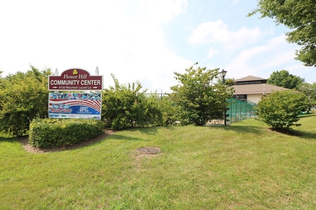 Building Photo - 18336 Streamside Dr