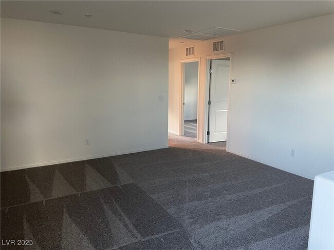 Building Photo - 5358 Pico Viejo St