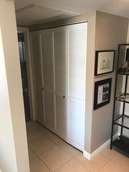 Washer and dryer closet - 1335 Newport Ave