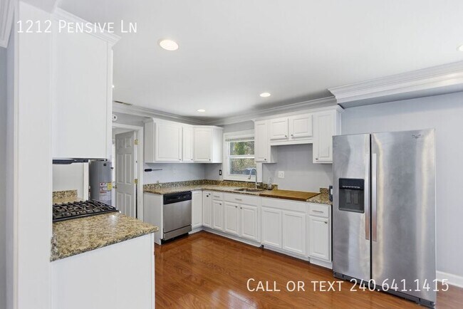 Building Photo - 1212 Pensive Ln