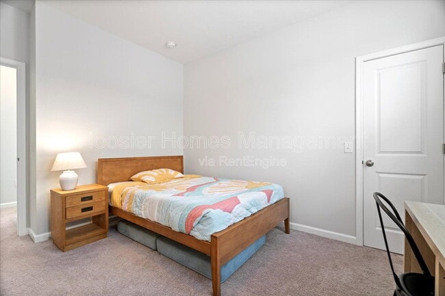 Building Photo - 9239 Hawley Dr