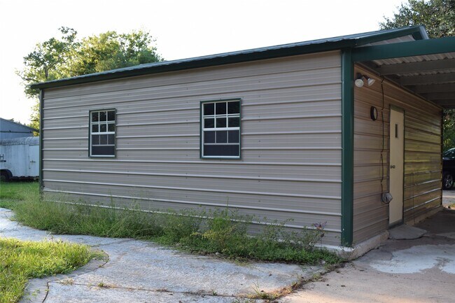 Building Photo - 4798 Curry Rd