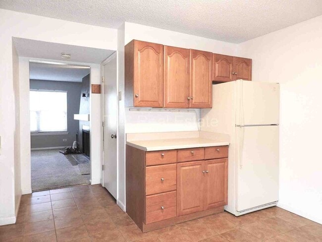 Building Photo - Pay No Rent until March 1st