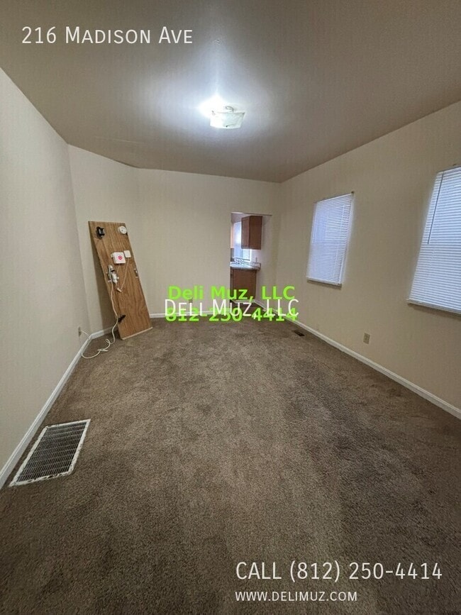 Building Photo - 216 Madison Ave