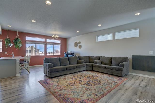 Building Photo - 11140 Feliz Wy