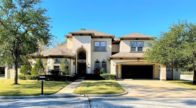 Building Photo - 5 Cardwell Ct