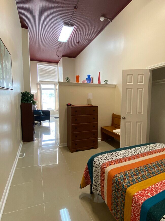 616D - First City Lofts 614-616 Cherokee St.