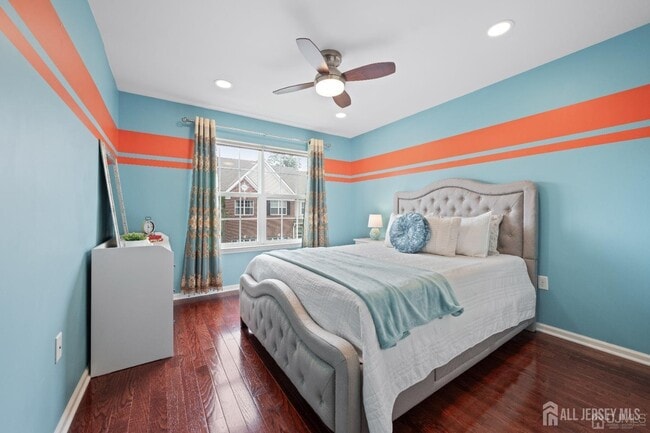 Building Photo - 2456 Canterbury Ln