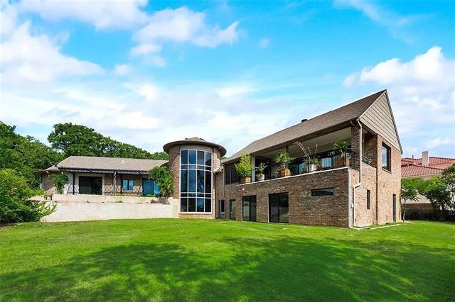 Building Photo - 8542 Meadowbrook Dr