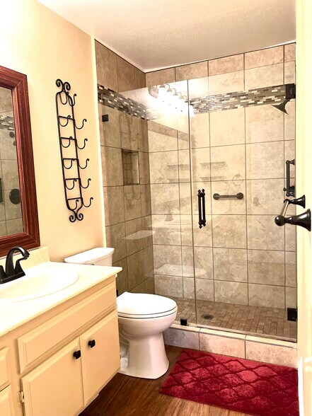 Building Photo - 19225 Index St