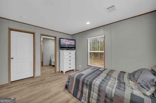 Building Photo - 473 Chandler Pl Dr