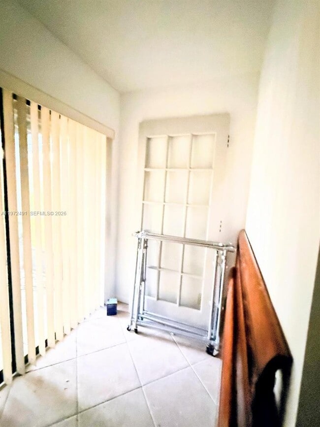 Building Photo - 766 NW 24th Ave