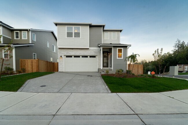 Primary Photo - 4 Bed/3.5 Bath in Gig Harbor WA