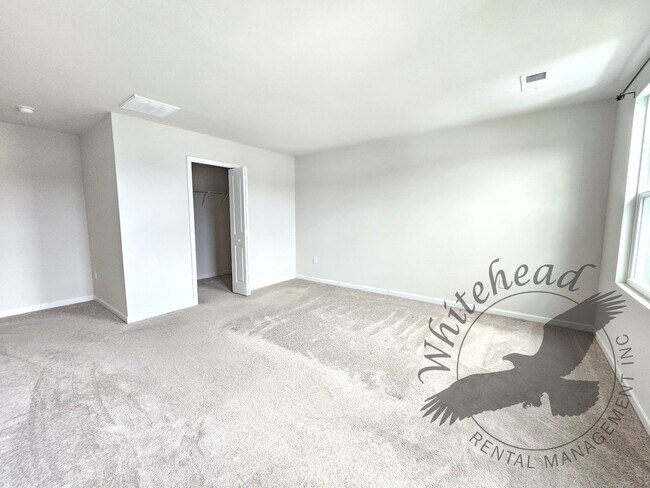 Building Photo - 38374 Elizabeth Ln