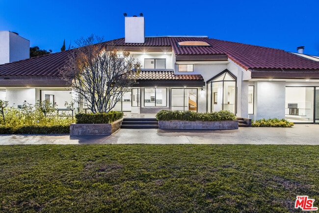 Building Photo - 7940 Vulcan Dr