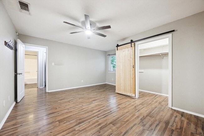 Building Photo - 12817 Hymeadow Dr