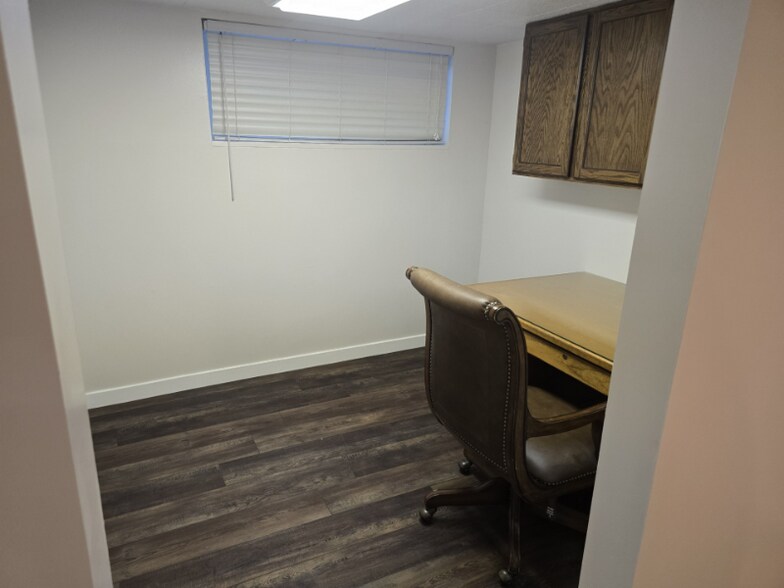 Building Photo - 3894 W Marcus Rd