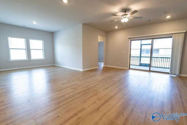 Building Photo - 143 Sager Cir