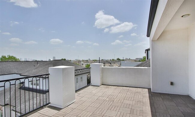 Building Photo - 2707 Cohn Garden Ln