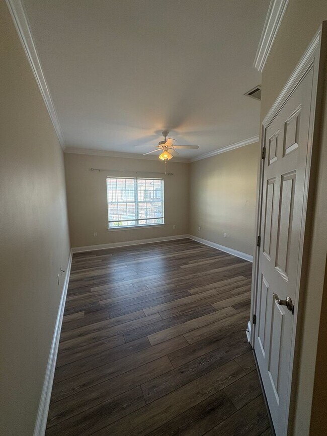 Building Photo - 131 Big Oaks Ln