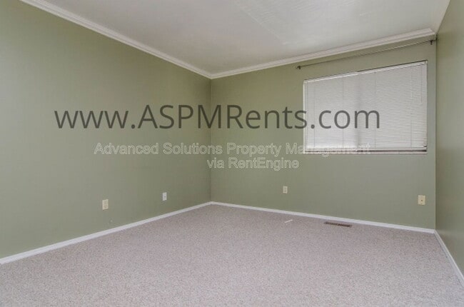 Building Photo - 2730 S 1100 E