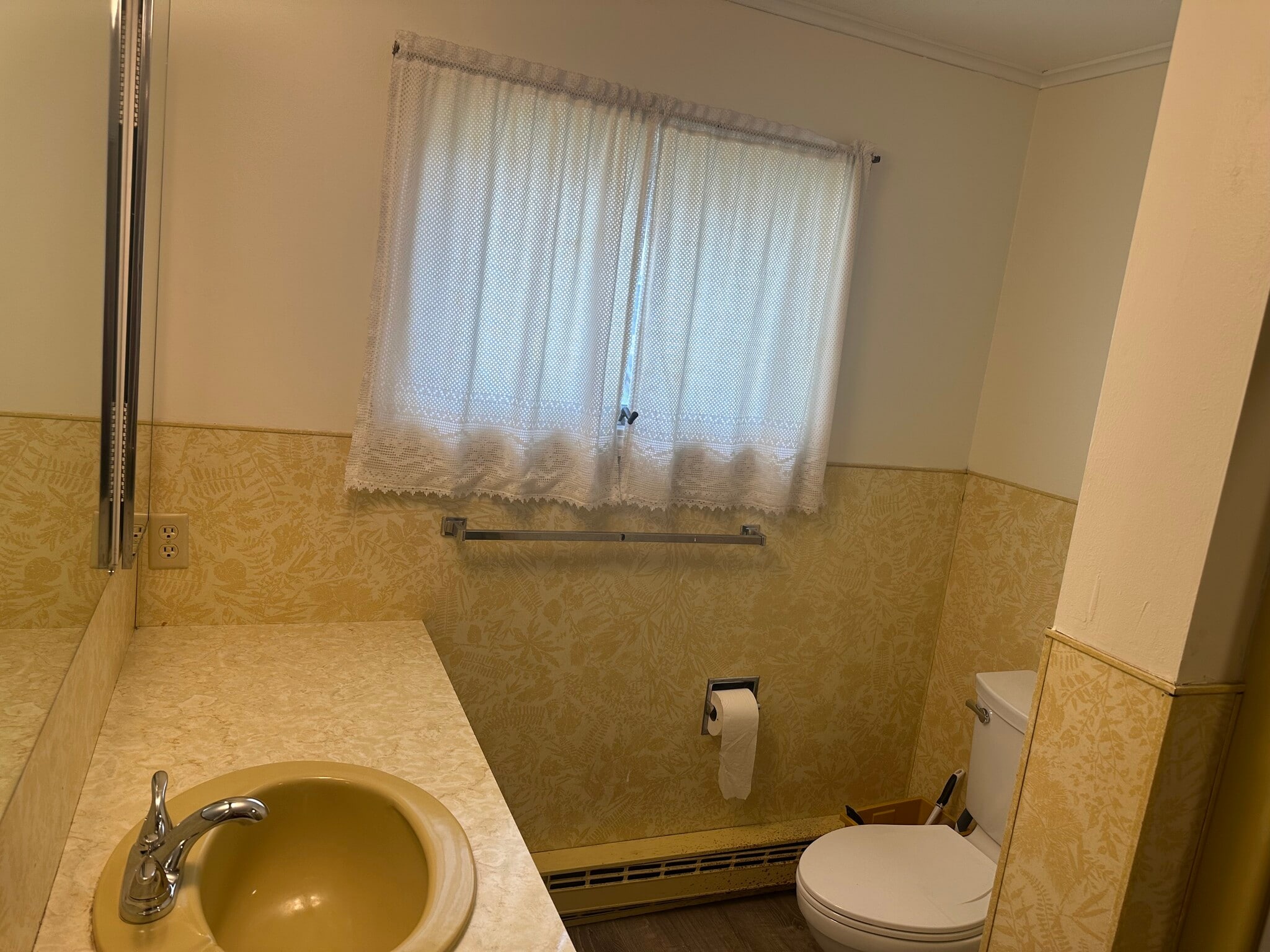 Building Photo - 5 Bayley Ave