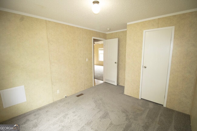 Building Photo - 1776 Zettwell Rd