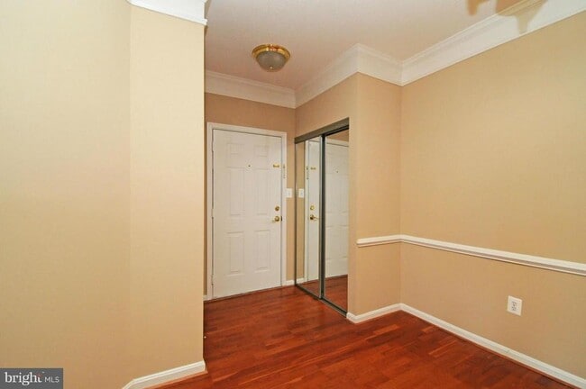 Building Photo - 12185 Abington Hall Pl