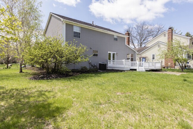 Building Photo - 5952 Sachem Ct