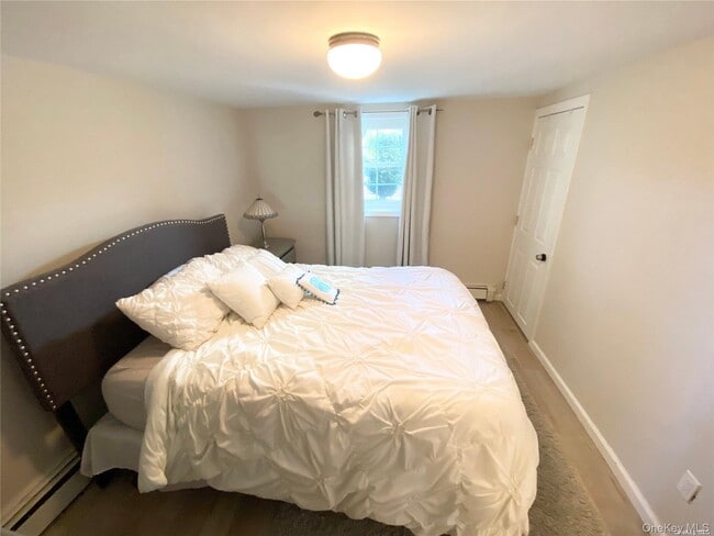 Building Photo - 255 Roosevelt Blvd