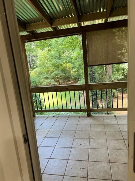 Building Photo - 2799 Brookcliff Landing NE