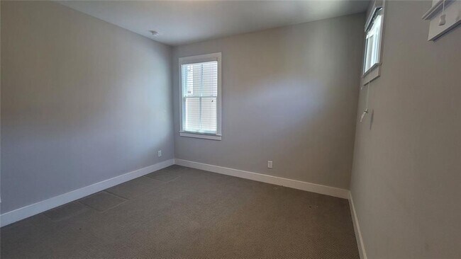 Building Photo - 983 Azalee Wharton Ave NW